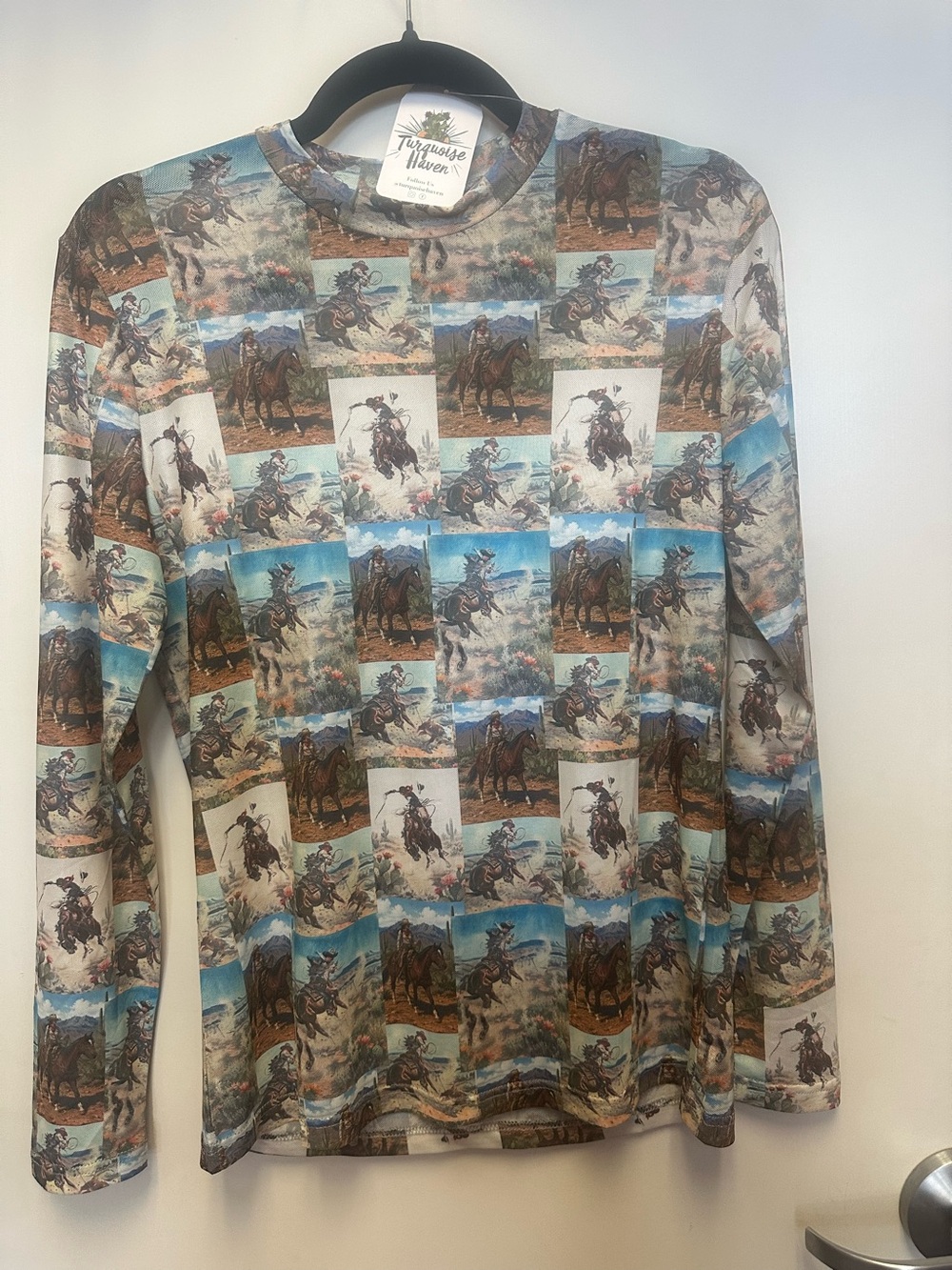 Women’s Long-Sleeve Graphic Shirt - Multi Blue/Brown